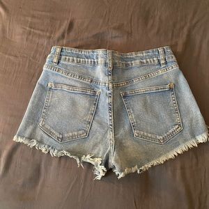 Floral embroidered shorts